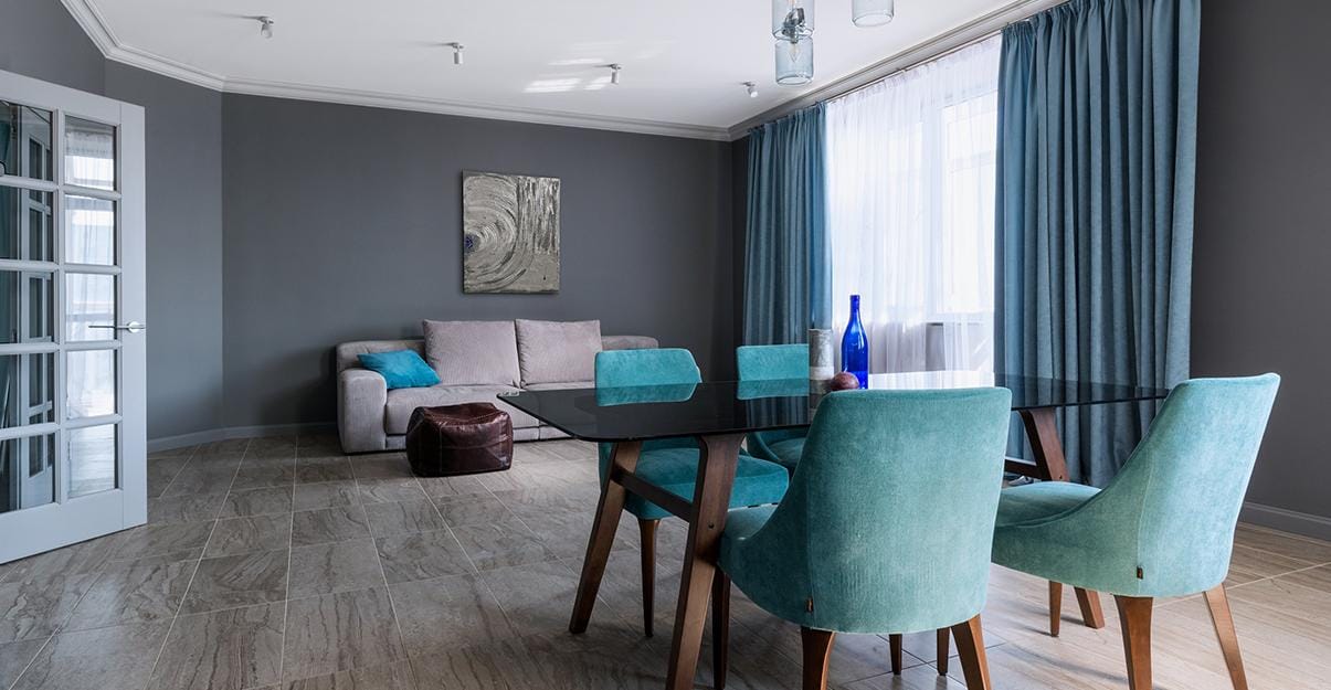 Peinture et volume du salon : apporter de la hauteur