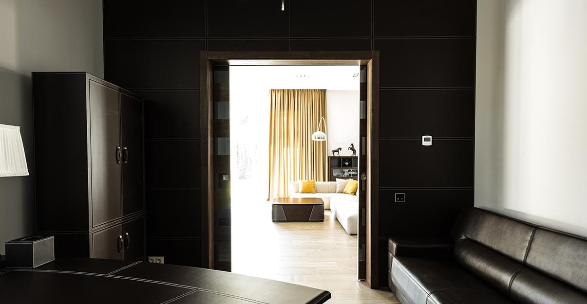 Peinture et volume du salon : élargir visuellement la pièce