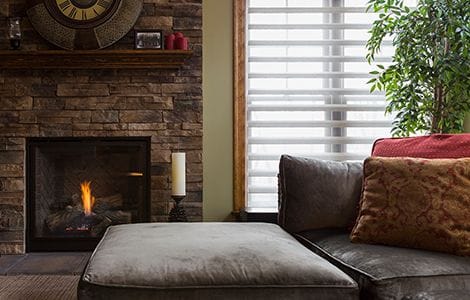 Habiller la cheminée avec des plaquettes de parement