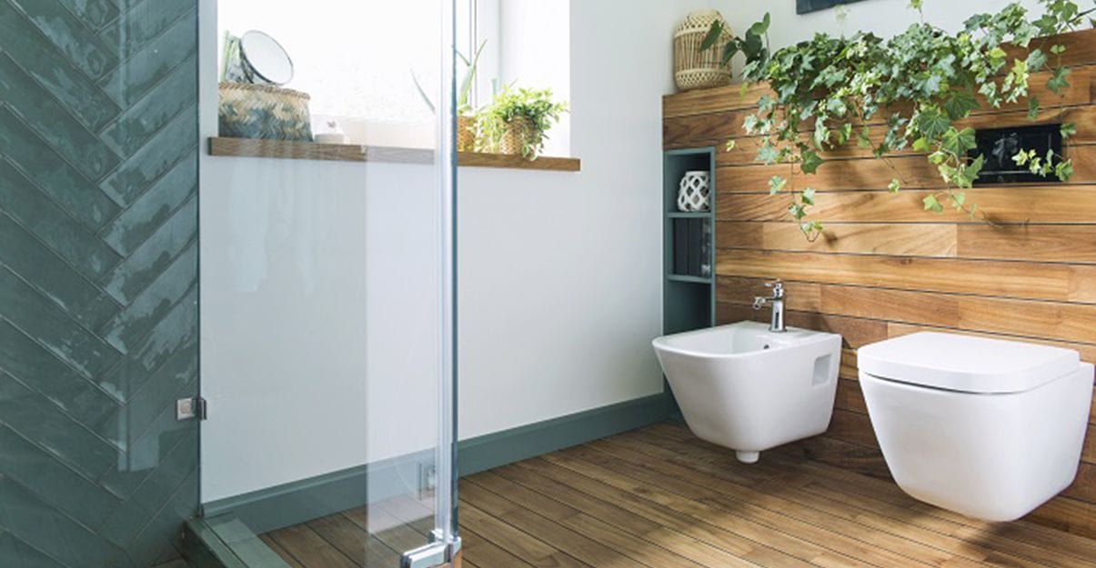 Salle de bain zen : Blanc, vert d’eau et bois