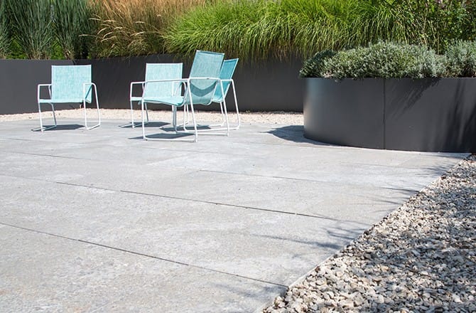 Terrasse en pierre : le granit