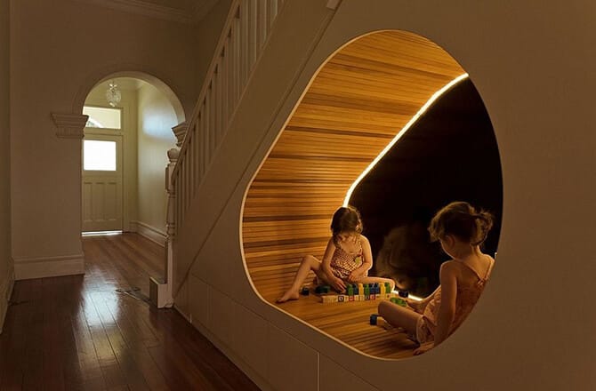 Coin lecture escalier