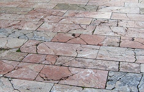 Fissure d’une dalle altérée