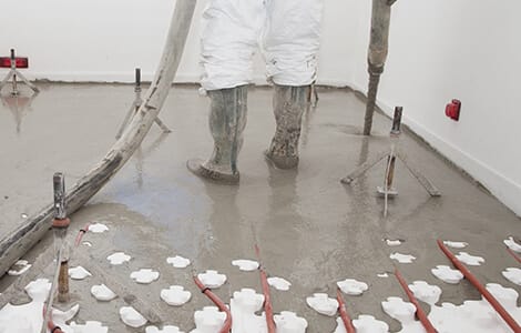 Chape fluide anhydrite ou ciment
