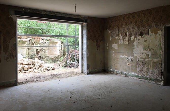 Décaissement et dalle béton avant pose d’un plancher chauffant à eau