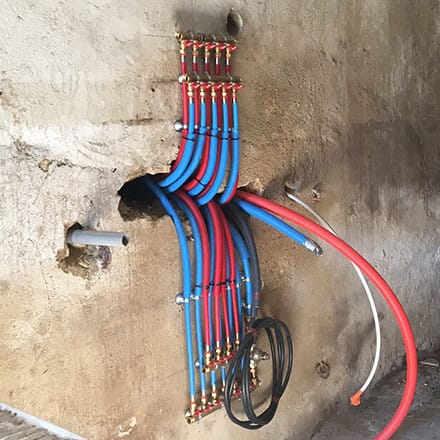 Plancher chauffant à eau : les nourrices