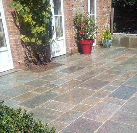 Dallage extérieur en granit 