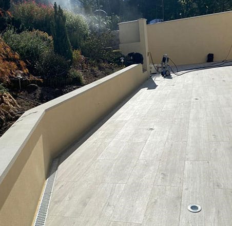 Terrasse carrelage imitation bois