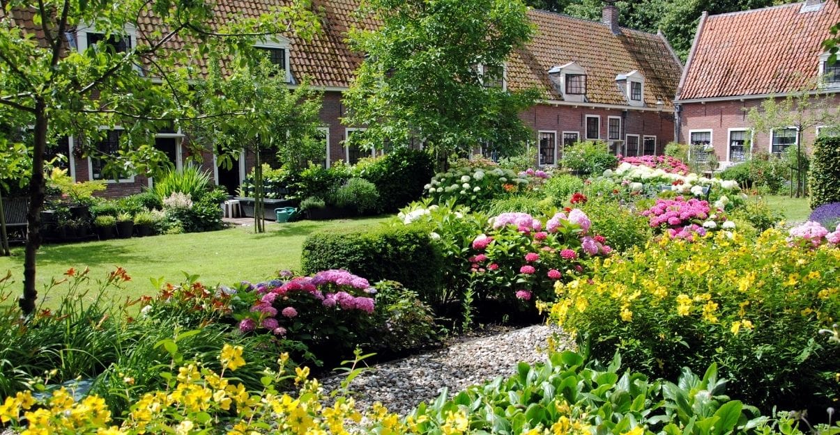 aménager un jardin spatieux