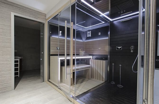 Le sauna haut de gamme vitré 5 ou 8 places rétro éclairage