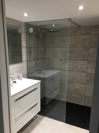 Douche par Guiseppe D., EGB à Vaux sur Seine