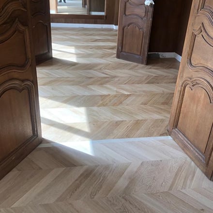 Parquet chêne massif par Marius P, EGB à Créteil