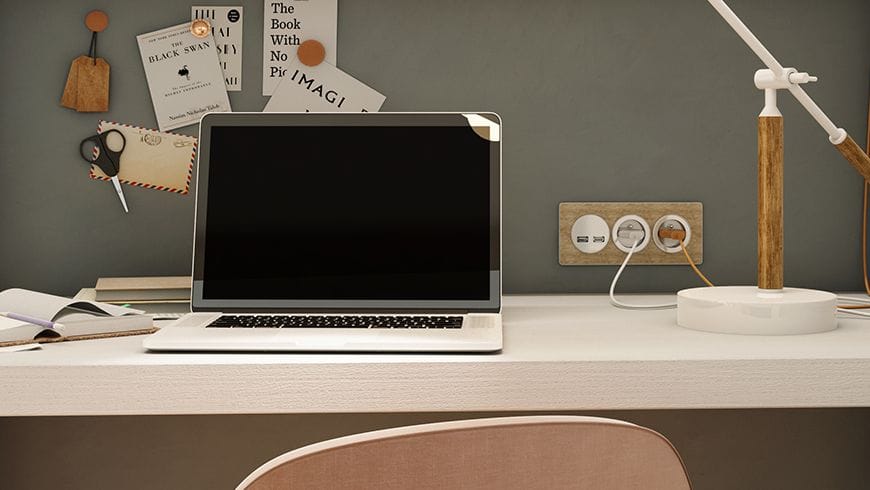 Une chambre d'adolescente avec des un coin bureau confort et des prises électriques en bois clair