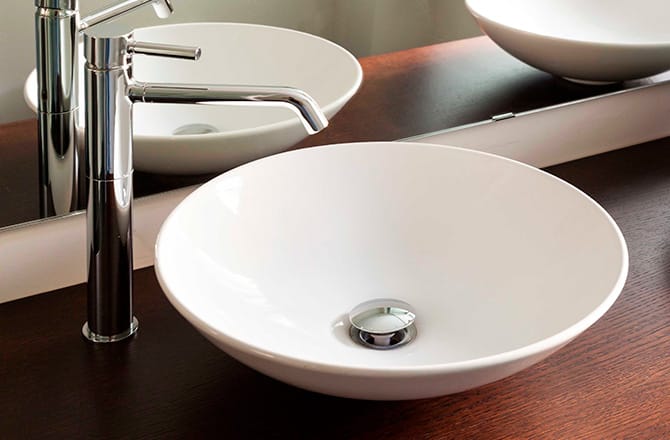 Une vasque blanche design