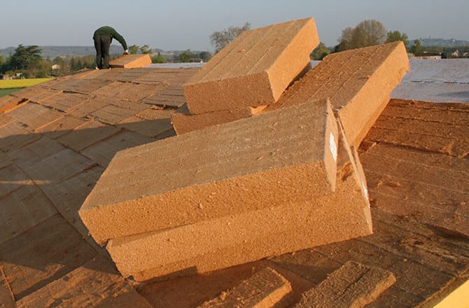 isolation toiture panneaux de laine de bois