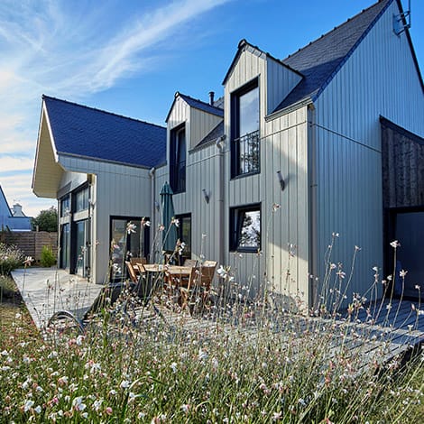 Un look plus moderne pour cette maison traditionnelle 