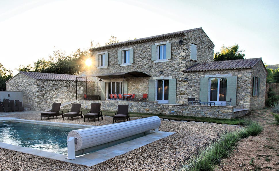 Comment bien réussir l'isolation d'une maison avec des murs en pierre ?