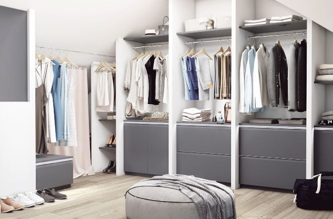 Idée 10 : Des combles aménagés en chambre avec grand dressing