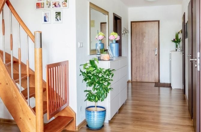 aménager couloir dans une entrée