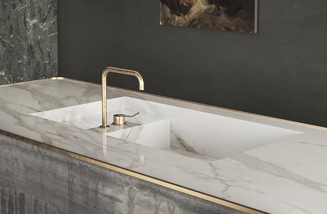 carrelage petits carreaux assorti pour recouvrir un plan de travail