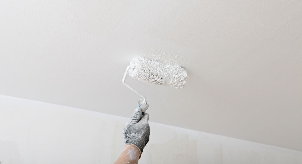 peindre un plafond sans traces