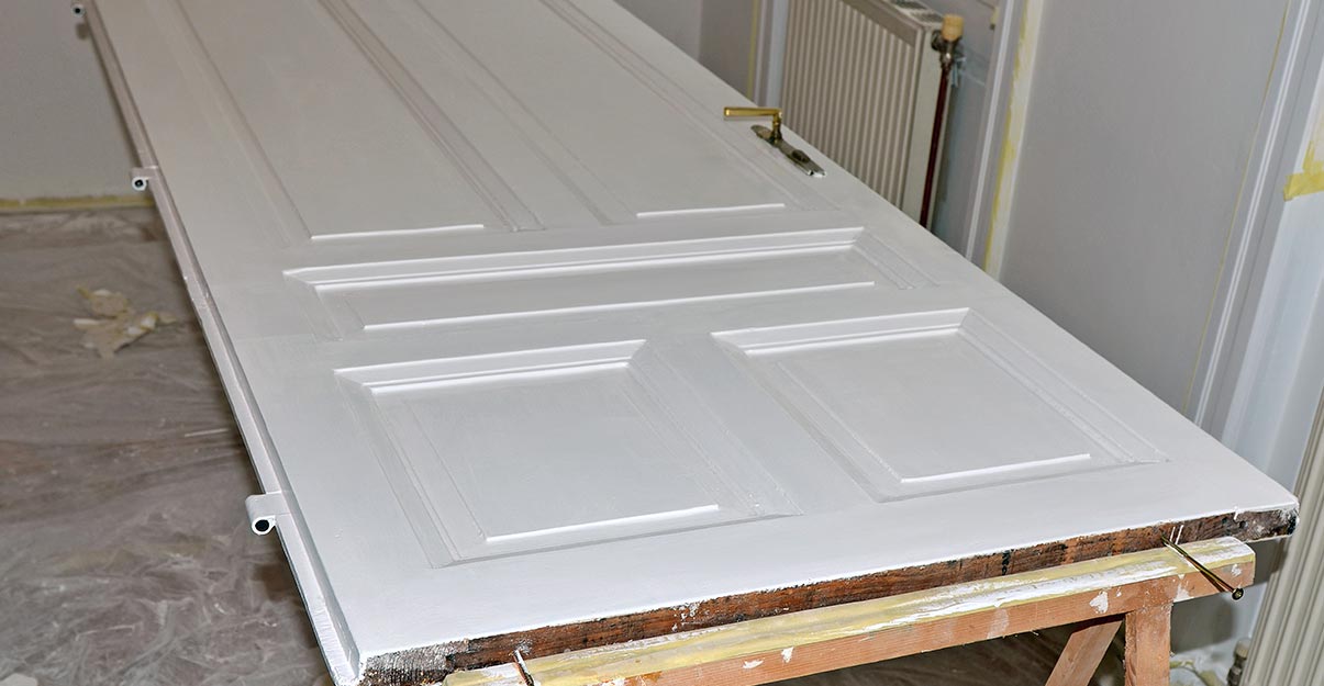 Comment peindre une porte