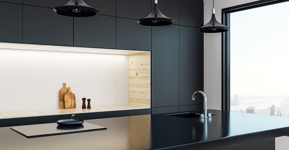 une cuisine contemporaine noire et bois