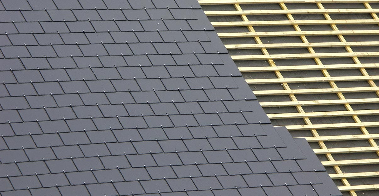 une toiture en ardoise synthétique