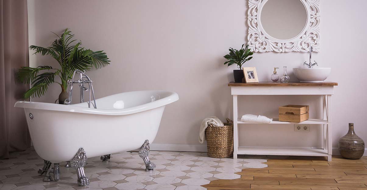 une salle de bain au style vintage