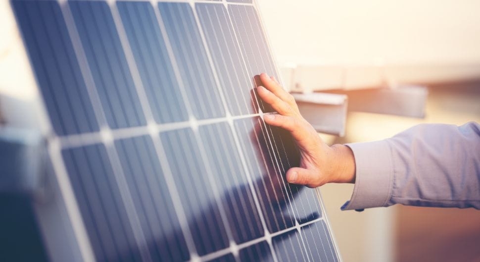 différence entre un panneau solaire et photovoltaïque