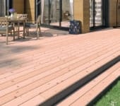 Terrasse bois profil Galbe en Douglas traité classe 3.1 coloris Rose