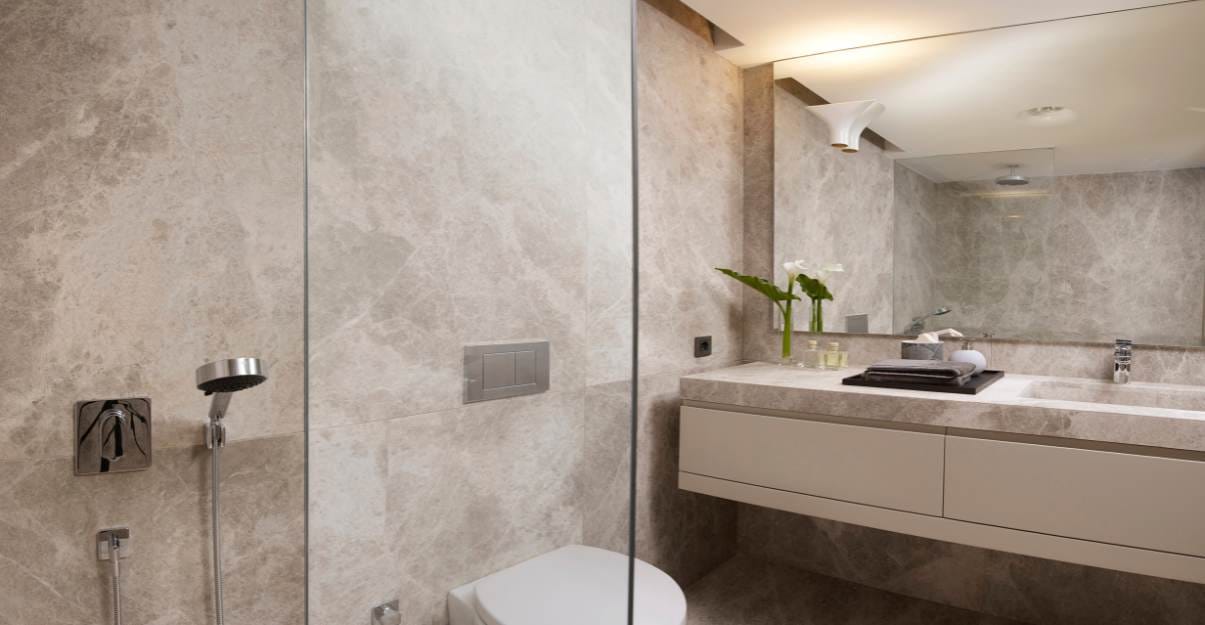 douche à l'italienne moderne