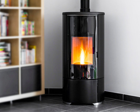 Poêle à granulés ou pompe à chaleur : que choisir ?