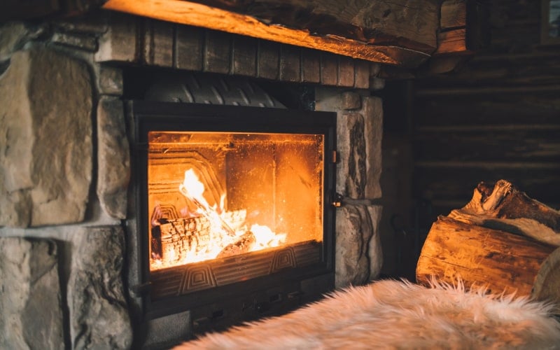 Travaux de rénovation cheminée La Maison Saint-Gobain