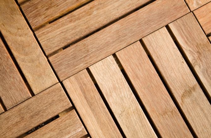 Dallage terrasse extérieure : La pose clipsée