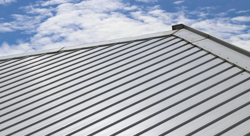 Toiture en bac acier : ce qu’il faut savoir