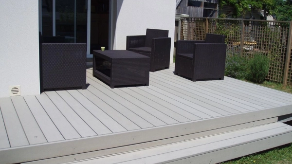 Lame de terrasse Élégance lisse monoextrudée