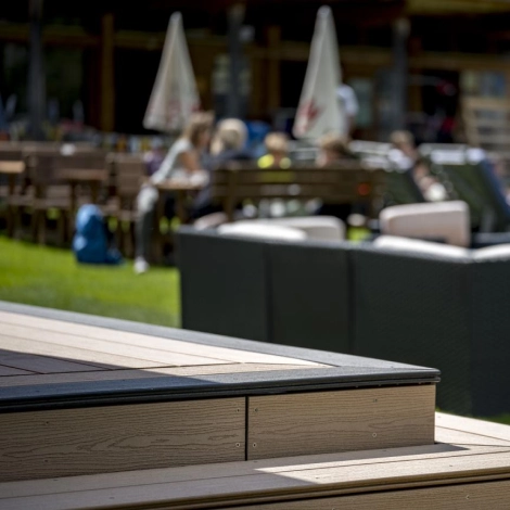 Lame de terrasse Élégance structurée monoextrudée