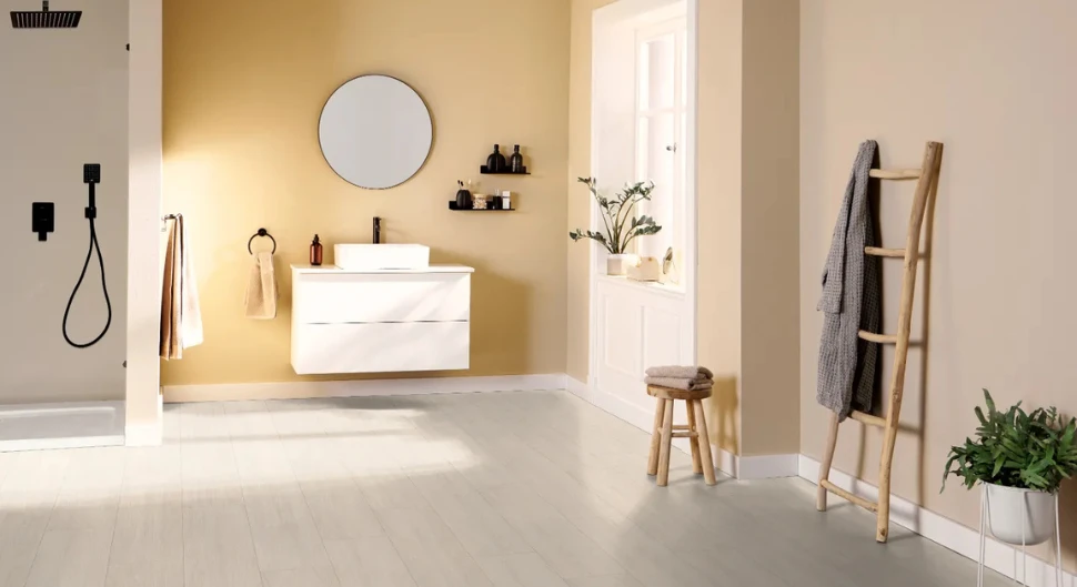 Bien choisir son sol stratifié pour la salle de bains