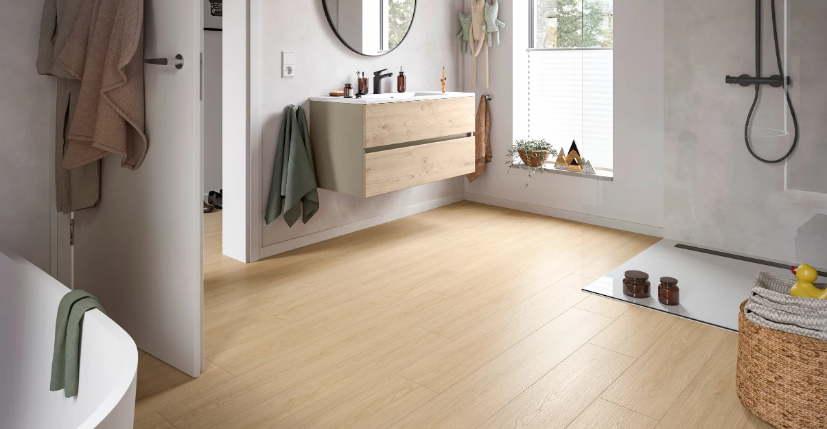 Sol stratifié NatureSense Aqua+ EGGER