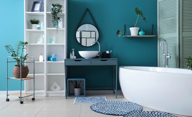 Quelle nuance de bleu pour quel style de salle de bain ?