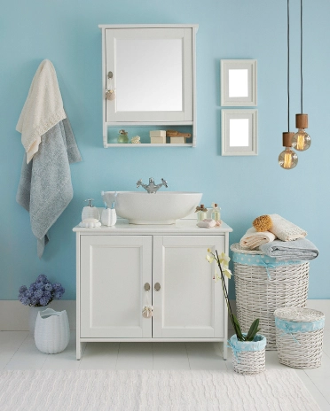 Quelle nuance de bleu pour quel style de salle de bain ?