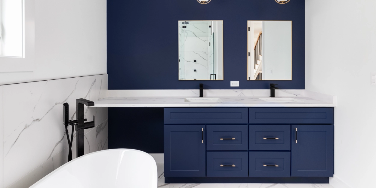 Mobilier coloré : vasques, meubles sous-vasques, accessoires