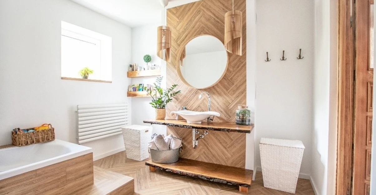 couleur salle de bain blanc et bois