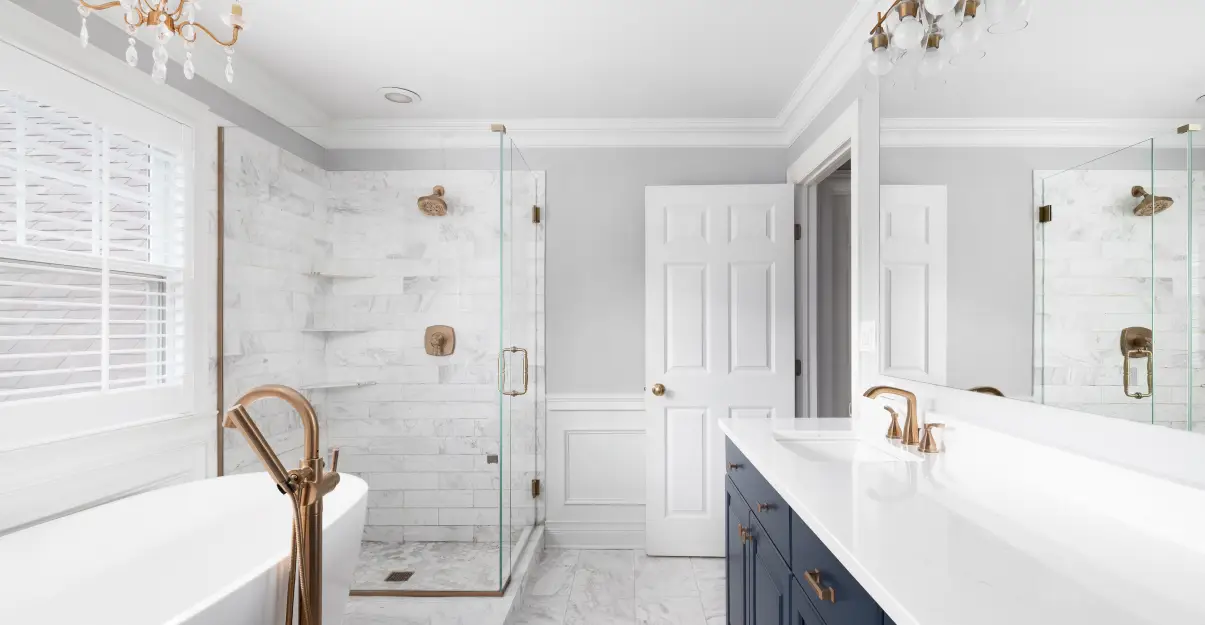 Salle de bain douche et baignoire