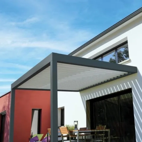 Pergola bioclimatique en aluminium Alusun
