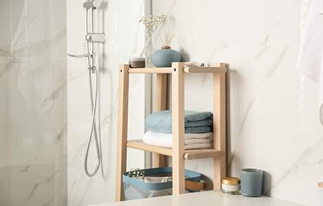 Revêtement mural de salle de bain :  les panneaux muraux