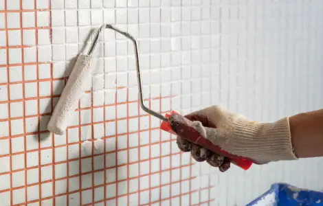 Application des couches de peinture