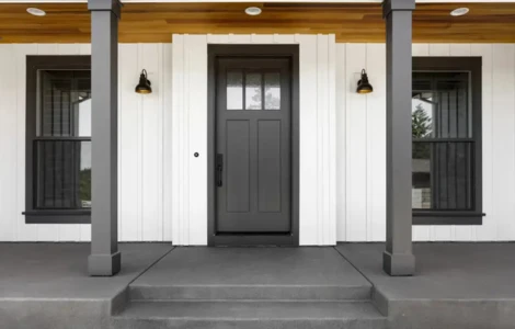 La porte d'entrée en acier