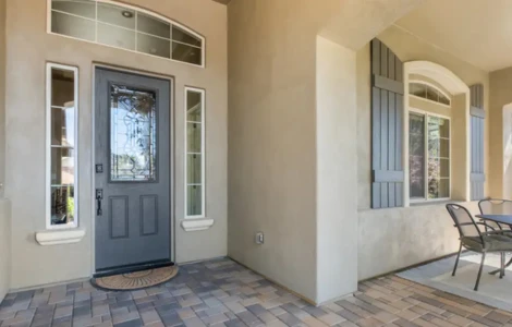 La porte d'entrée composite